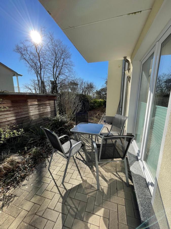 Villa Sara Wohnung Buskam Mit Terrasse Goehren  Zewnętrze zdjęcie